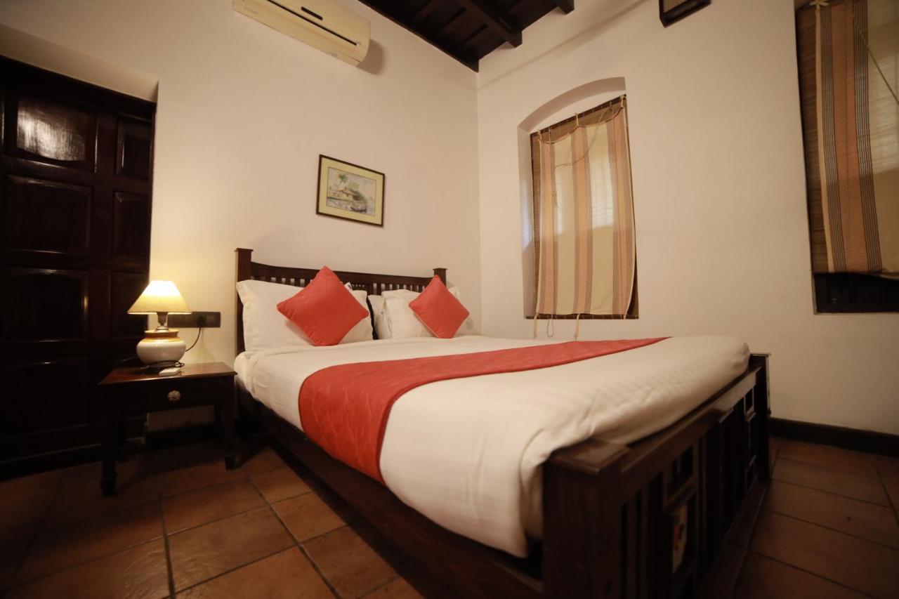Heritage Methanam Kochi Exterior foto