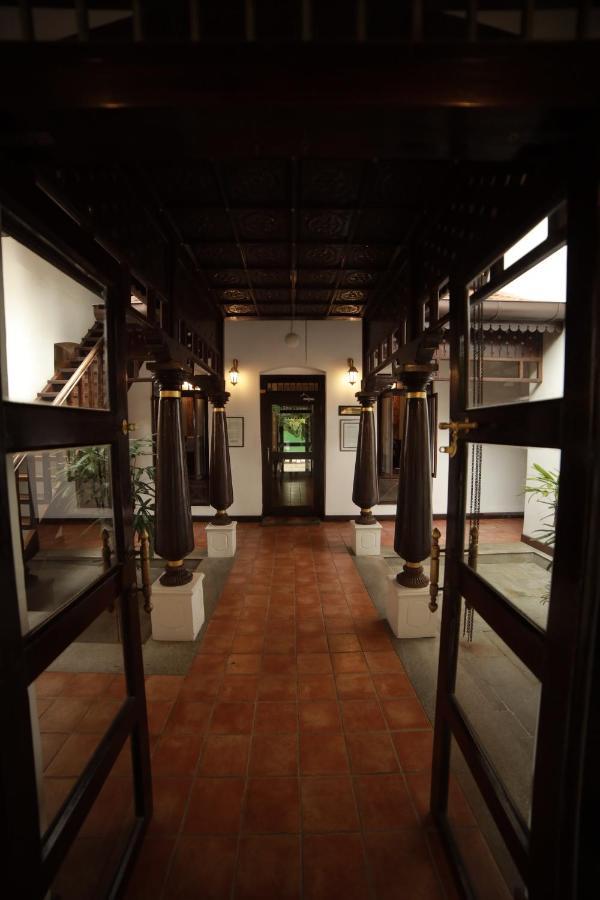 Heritage Methanam Kochi Exterior foto