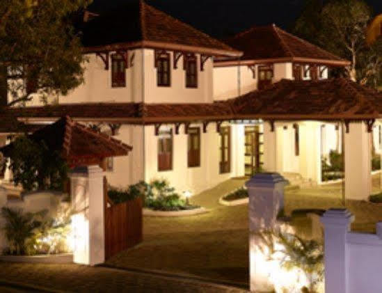 Heritage Methanam Kochi Exterior foto